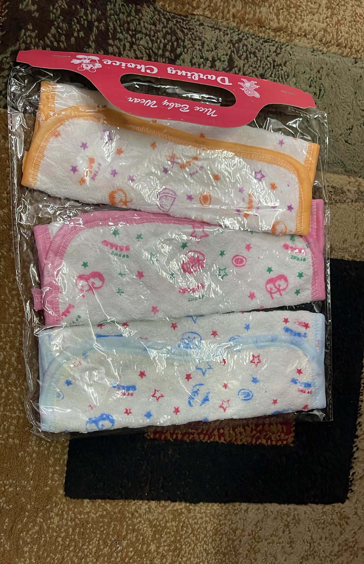 Baby Kit Set (1-in-15) – Newborn Clothes, Bibs, Feeder, Towels, Elastic Sheet, Baby Care Kit, (Sleeping Set With Baby Nest, Pillow, Mat, Wrapping Sheet & More)